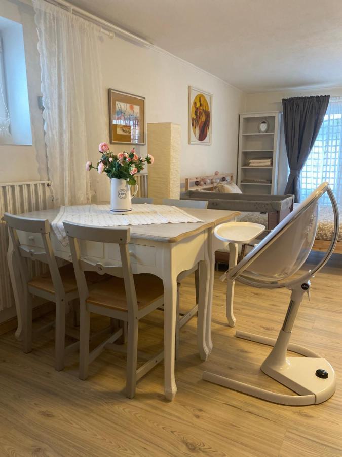 Ferienwohnung Apartman Prace Exterior foto